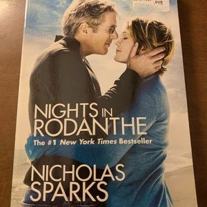 Nicholas Sparks - Nights In Rodanthe. Paperback.